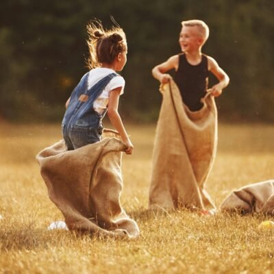 15 Fun Outdoor Games for Kids That Parents Will Love