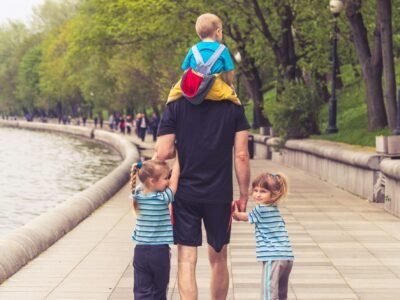 Effective Parenting Solutions: Positive Parenting Tips and Books